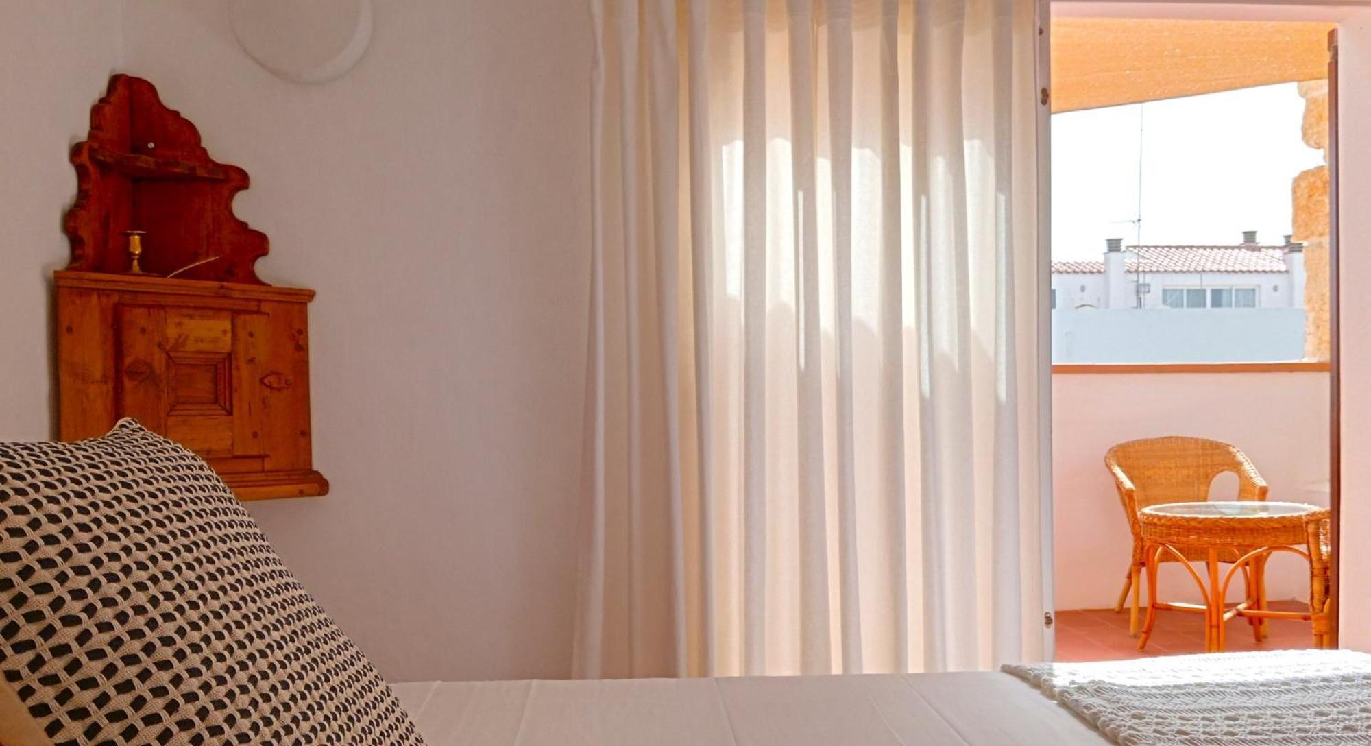 Hotel 3A Ease Of Living Ciutadella  Oda fotoğraf